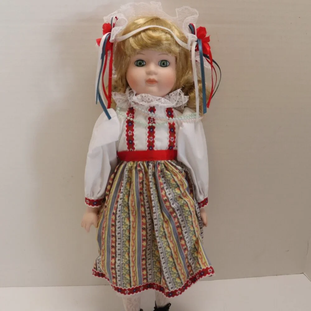 American Dreams Porcelain‎ Doll Collection Marta from Poland